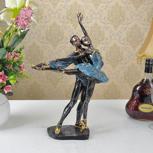 Ballerina couple ornament