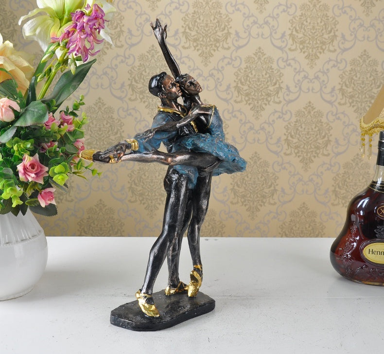 Ballerina couple ornament