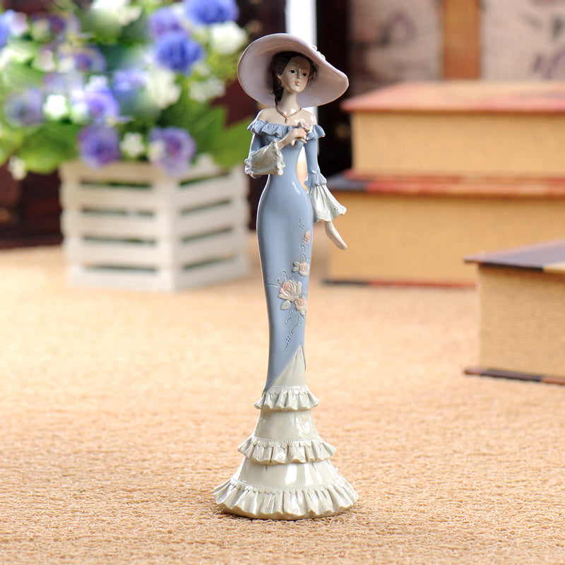 Elegant lady ornament